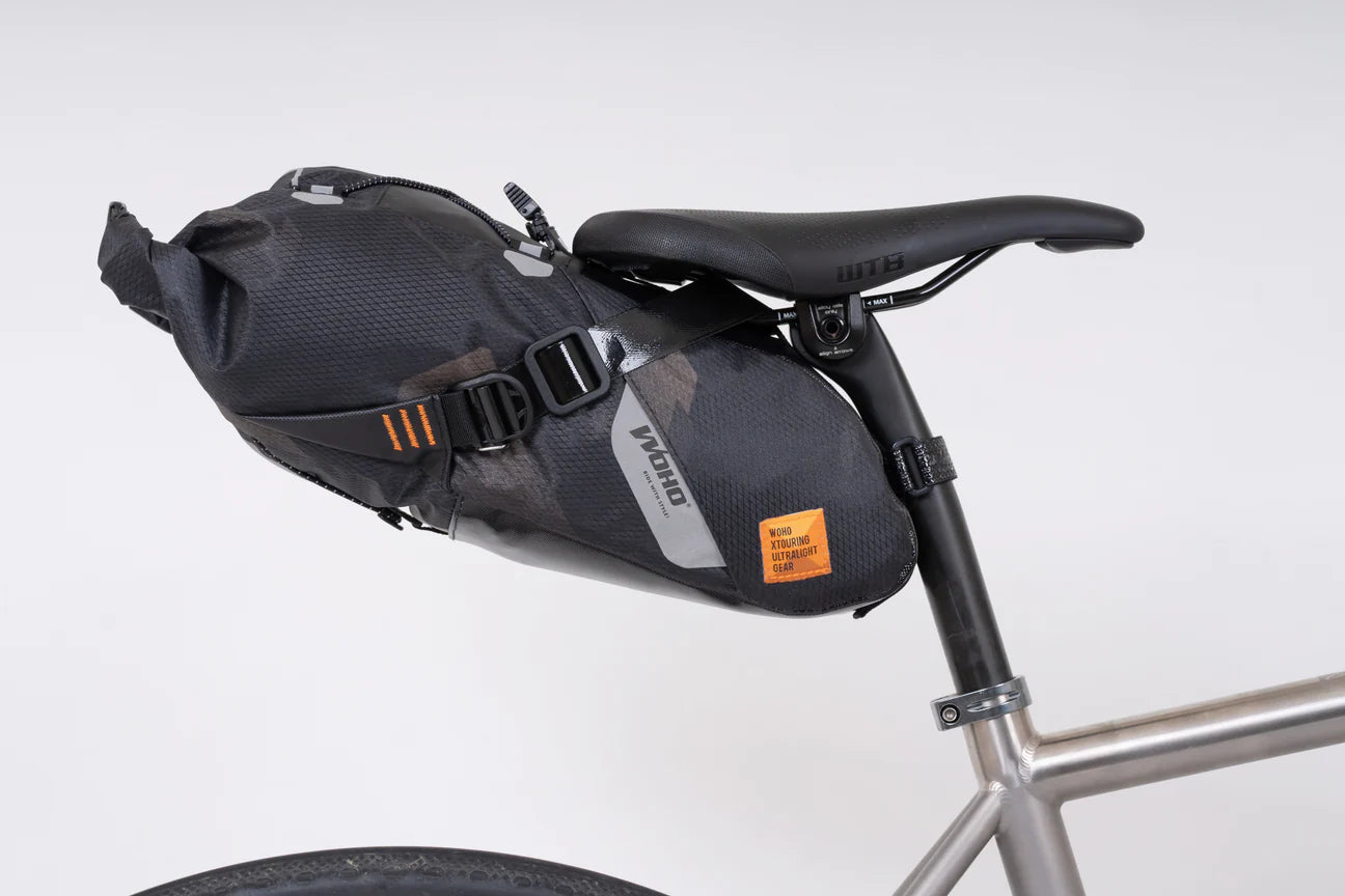 Touring bike saddle online bag